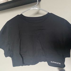 NEW WITH TAGS Alphalete crop shirt